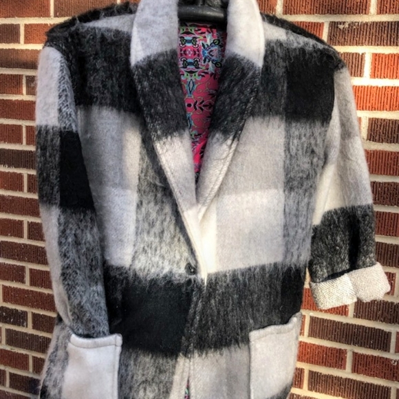Old Navy Jackets & Blazers - Old Navy lightweight coat.
